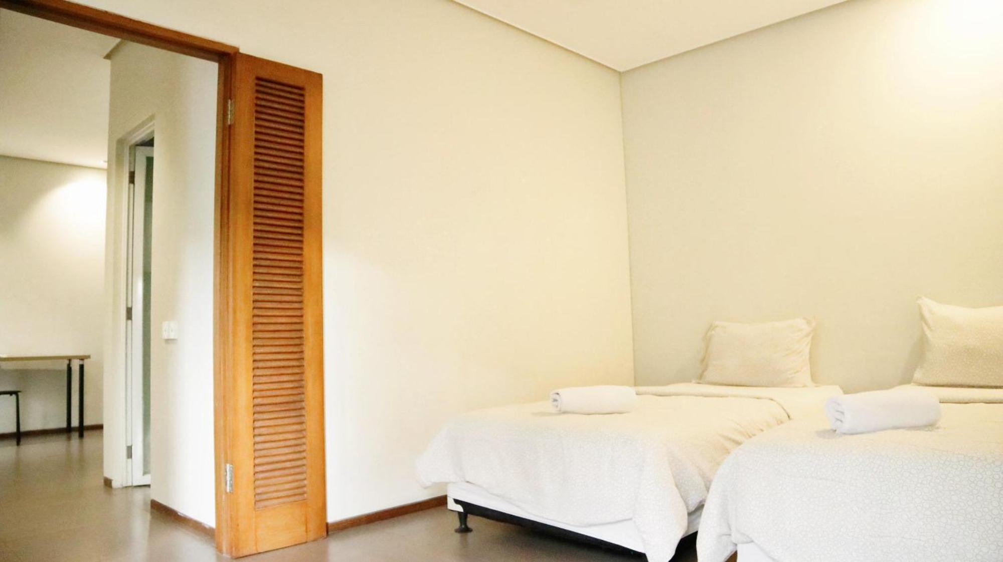Proven Living Hotel Bandung Exterior photo